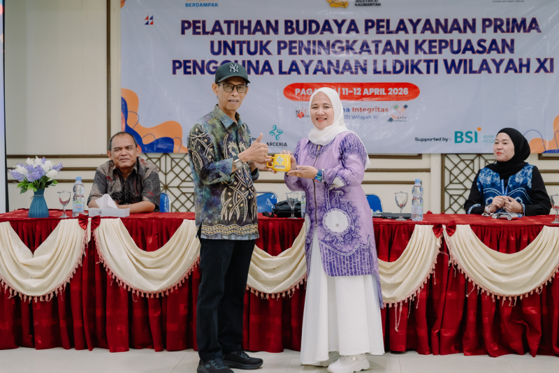Pelatihan Budaya Pelayanan Prima sebagai Upaya Peningkatan Kepuasan Pengguna Layanan LLDIKTI Wilayah XI