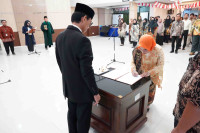 Pelantikan Jabatan Fungsional Ahli Madya di LLDIKTI Wilayah XI