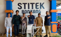 Kampus Berdampak : Mahasiswa dan Dosen STITEK Bontang Ciptakan Alat Pencacah Pakan Ternak