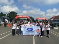 Semarak Bulan Merdeka Belajar untuk memperingati Hari Pendidikan Nasional Tahun 2023, LLDIKTI Wilayah XI melaksanakan kegiatan â€œJalan Sehatâ€ di Lapangan Murjani, Kota Banjarbaru