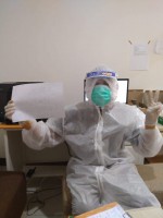 Alumni STIKES Intan Martapura menjadi relawan Covid-19 tenaga medis di Wisma Atlet Kemayoran