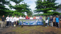 Dukung GERMAS, LLDIKTI XI Lakukan Senam Pagi dan Penanaman Pohon